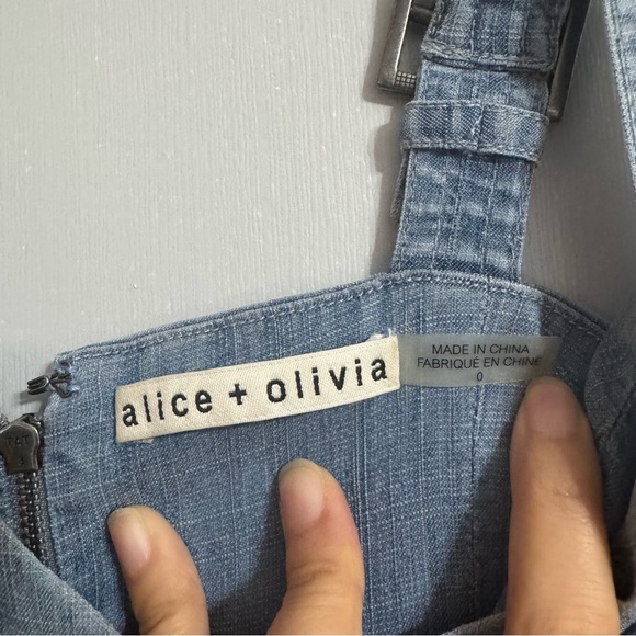 Alice + Olivia Chambray Sleeveless Jumpsuit Size 0 - Picture 11 of 13